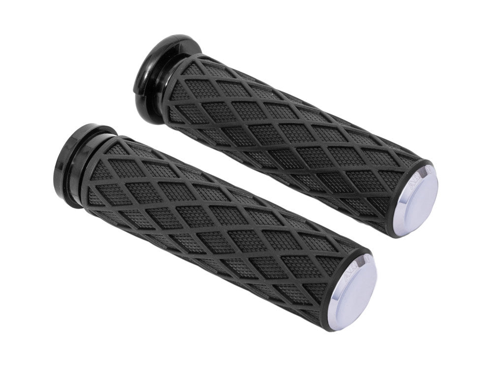 Diamond Handgrips - Chrome. Fits H-D with Throttle Cable.