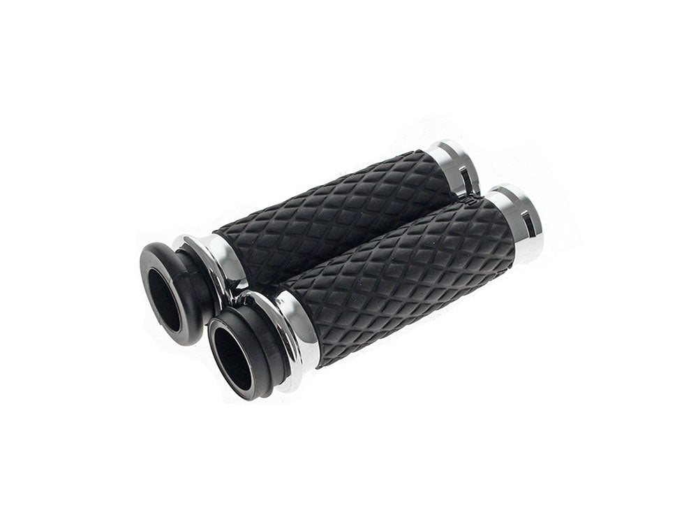 Diamond Contour Handgrips - Chrome. Fits Big Twin 2008-2024 with Throttle-by-Wire