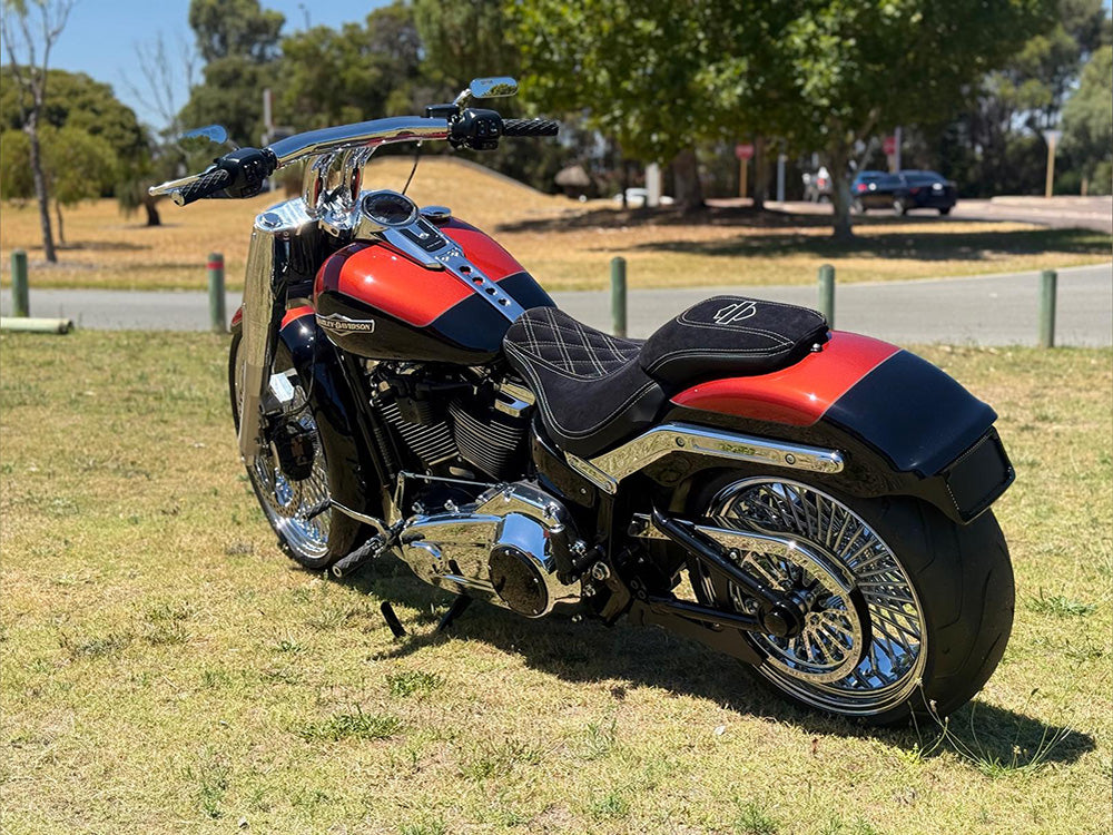 Tail Tidy Fender Eliminator Kit - Black with Run, Turn, Brake and Number Plate Lights. Fits Softail Fat Boy 2018up.