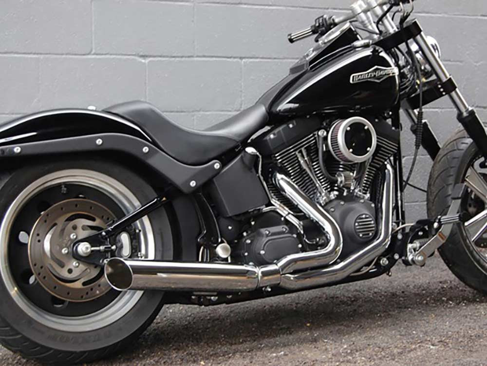 Low Cat 2-into-1 Exhaust - Chrome. Fits Softail 1986-2017 & Rocker 2008-2011.