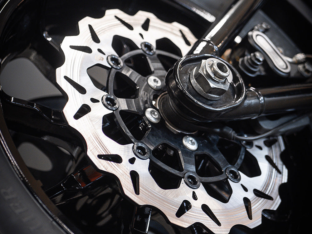 11.5in. Rear Floating Wave Disc Rotor with Black Carrier. Fits Big Twin 2000up & Sportster 2000-2010.