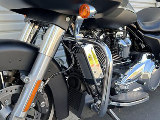 Fan Assisted Side Mount Oil Cooler Kit - Chrome. Fits Touring 2017-2024 with Harley-Davidson Full Size Engine Guard