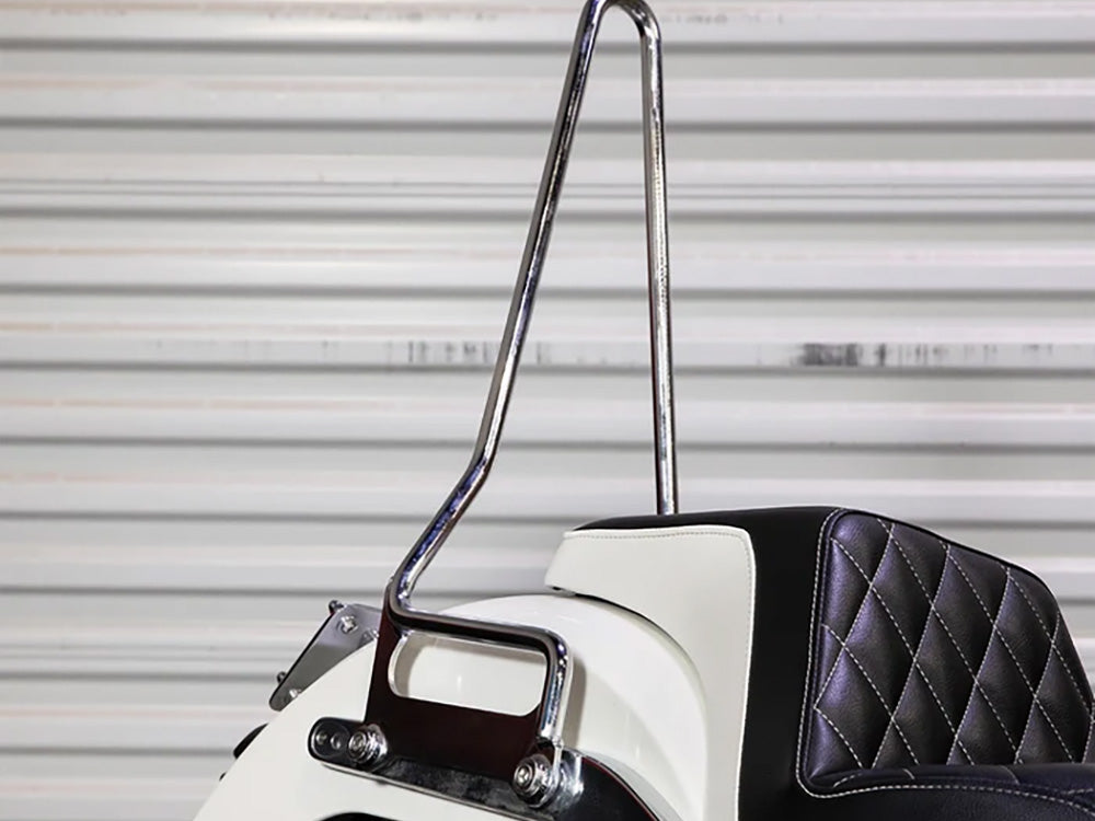 Sissy Bar Kit - Chrome. Fits Deluxe, Heritage Classic, Softail Slim & Street Bob 2018up & Standard 2020up
