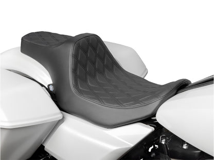 Predator 3 Dual Seat with Black Double Diamond Lattice Stitch. Fits CVO Touring 2023up, Street Glide & Road Glide 2024up, Touring 2025up