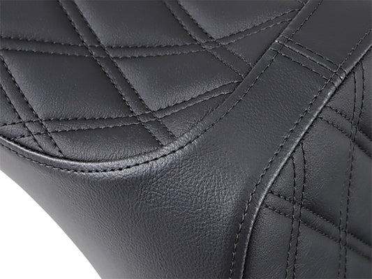 Predator 3 Dual Seat with Black Double Diamond Lattice Stitch. Fits Softail Deluxe 2018-2020, Slim 2018-2021, Standard 2020-2024 & Street Bob & Heritage Classic 2018up