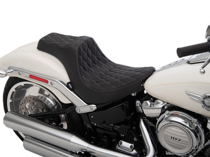 Predator 3 Dual Seat with Silver Double Diamond Lattice Stitch. Fits Fat Boy 2018up & Breakout 2023up