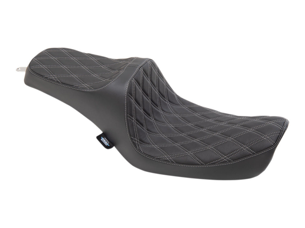 Predator 3 Dual Seat with Silver Double Diamond Lattice Stitch. Fits Dyna 1996-2003