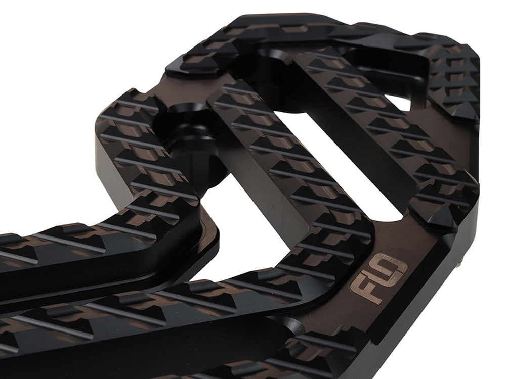 Savage Series Rider Floorboards - Black. Fits Touring 1980up, FL Softail 1986-2017 & Dyna Switchback 2012-2016