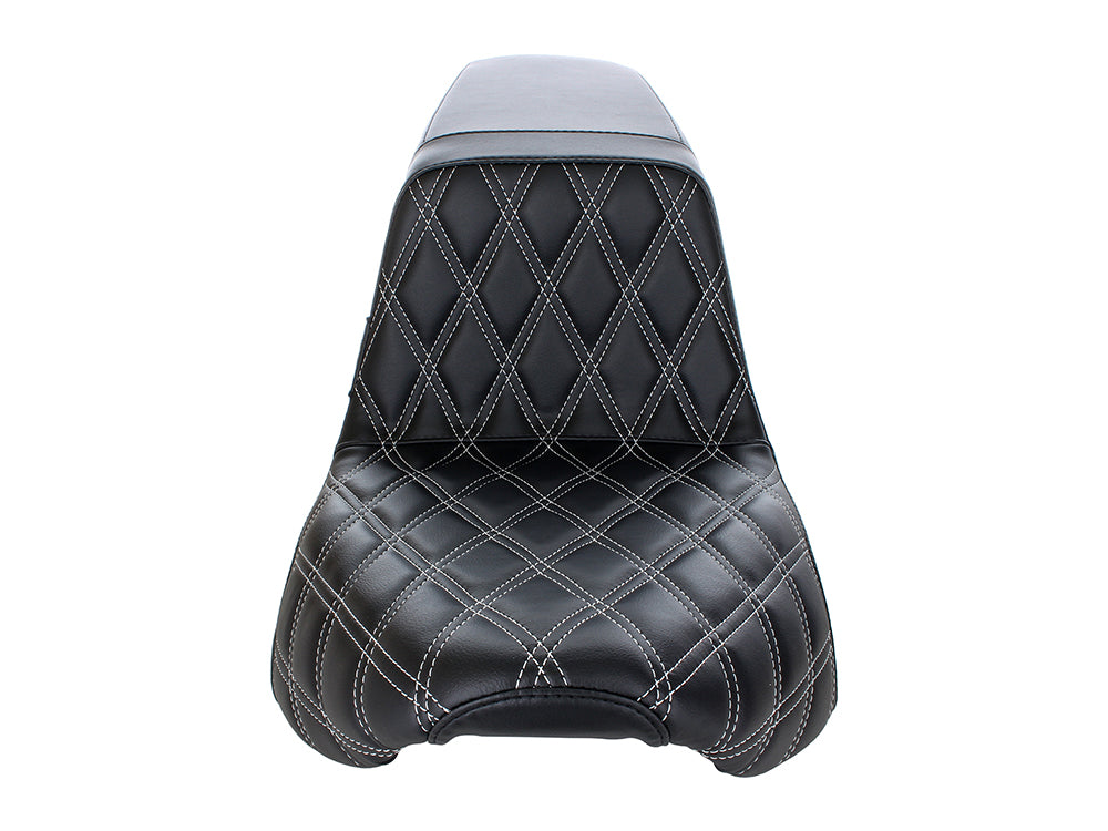 Kickflip Dual Seat with White Double Diamond Stitch. Fits Softail Slim & Street Bob 2018up & Standard 2020up.