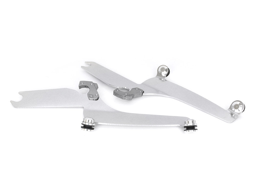 Windshield Mount Kit. Fits Yamaha V-Star XVS650 & 1100 Classic Models 1998up.