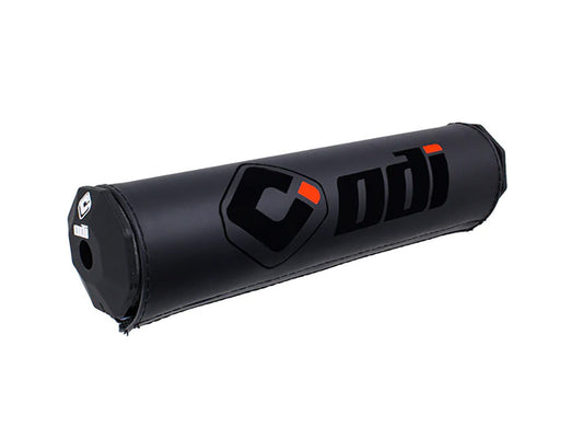 SX8 Blackout Oversize Crossbar Pad - Black.