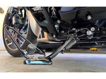 The Fix-Stand Wedge Plate - Black. Fits Softail 2018up.