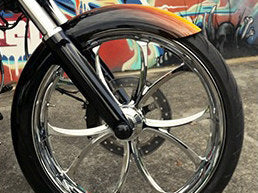 5-1/2in. wide, Straight Cut LS-2 Front Fender. Fits Breakout 2013up with 21in. Front Wheel.