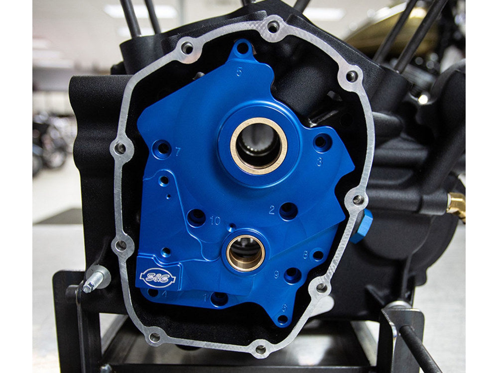 Oil System. Fits Milwaukee-Eight 2017up with Oil Cooled Engine.