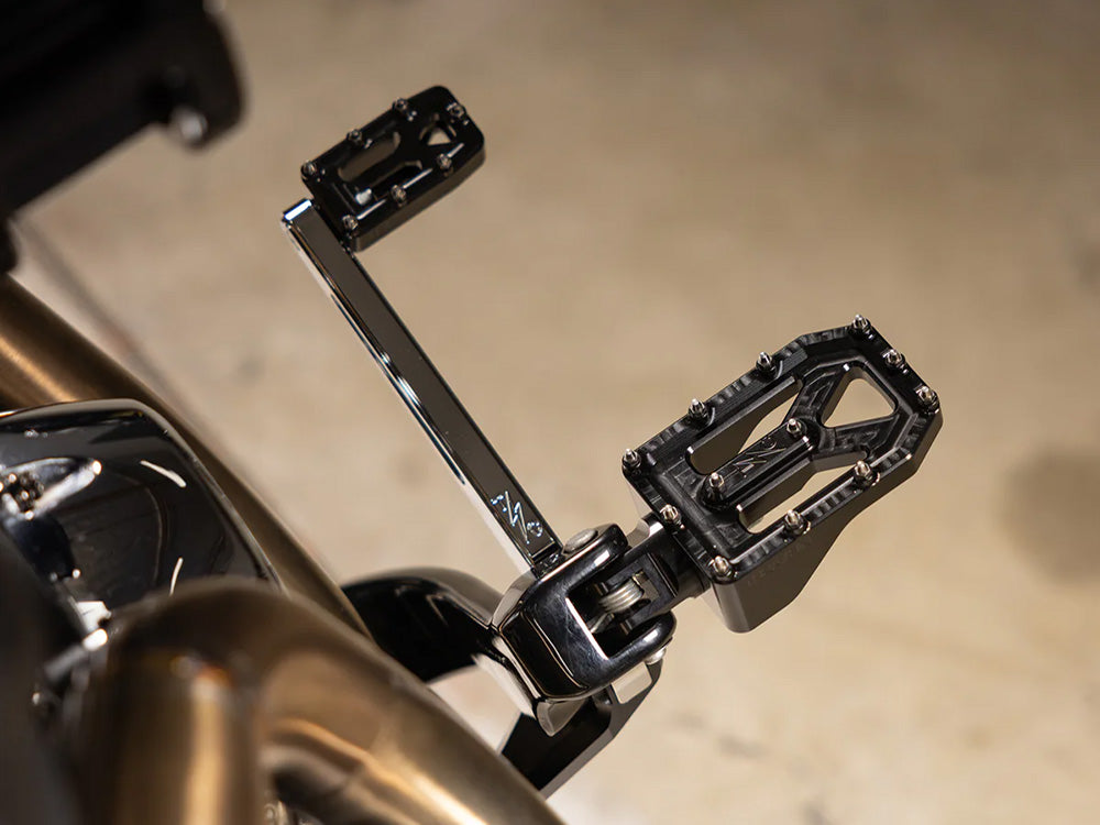 Aggressor Footpegs - Black.
