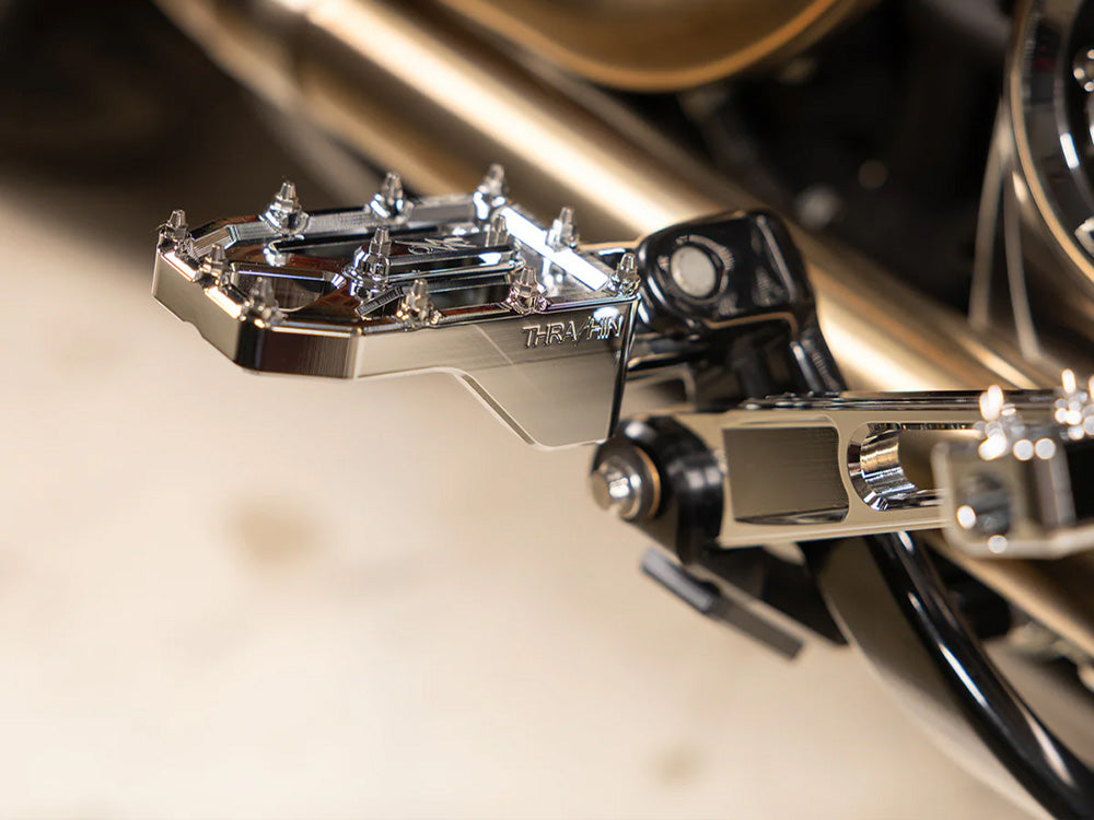 Aggressor Footpegs - Chrome.