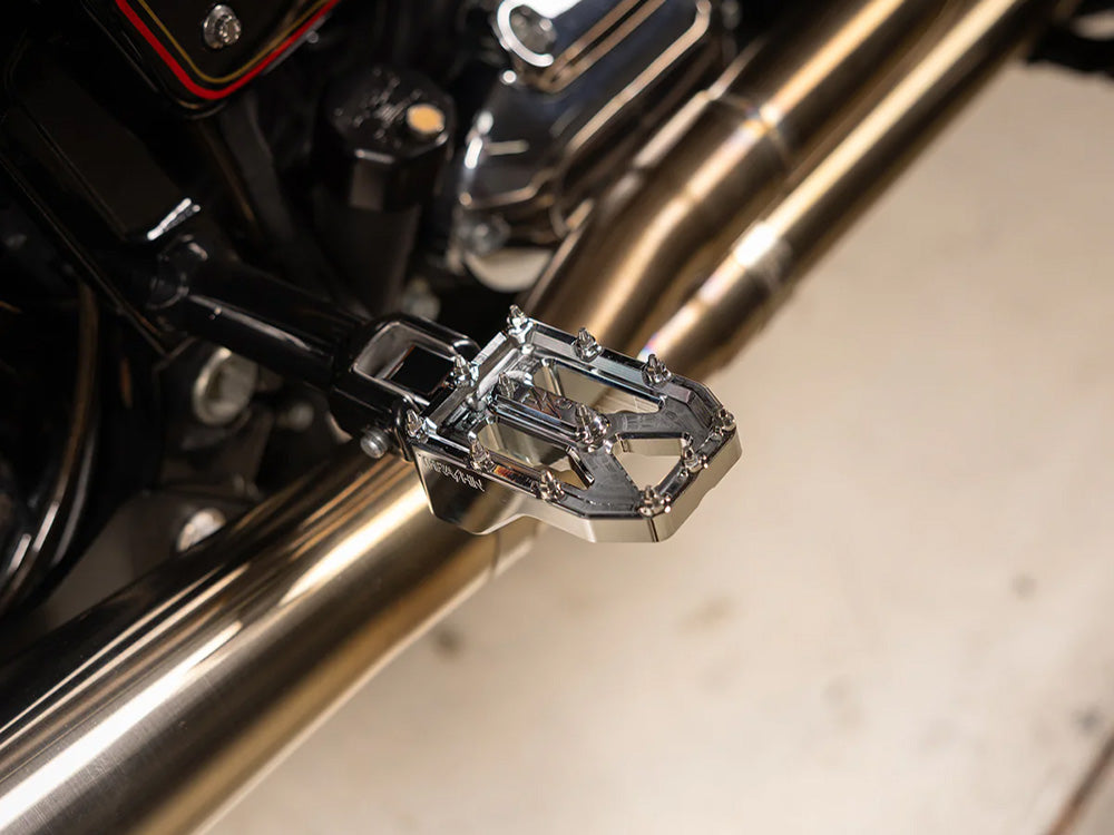 Aggressor Footpegs - Chrome. Fits Softail 2018up Rear Passenger