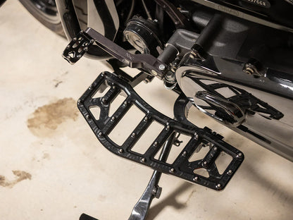Aggressor Rider Floorboards - Black. Fits Touring 1980up, FL Softail 1986-2017 & Dyna Switchback 2012-2016